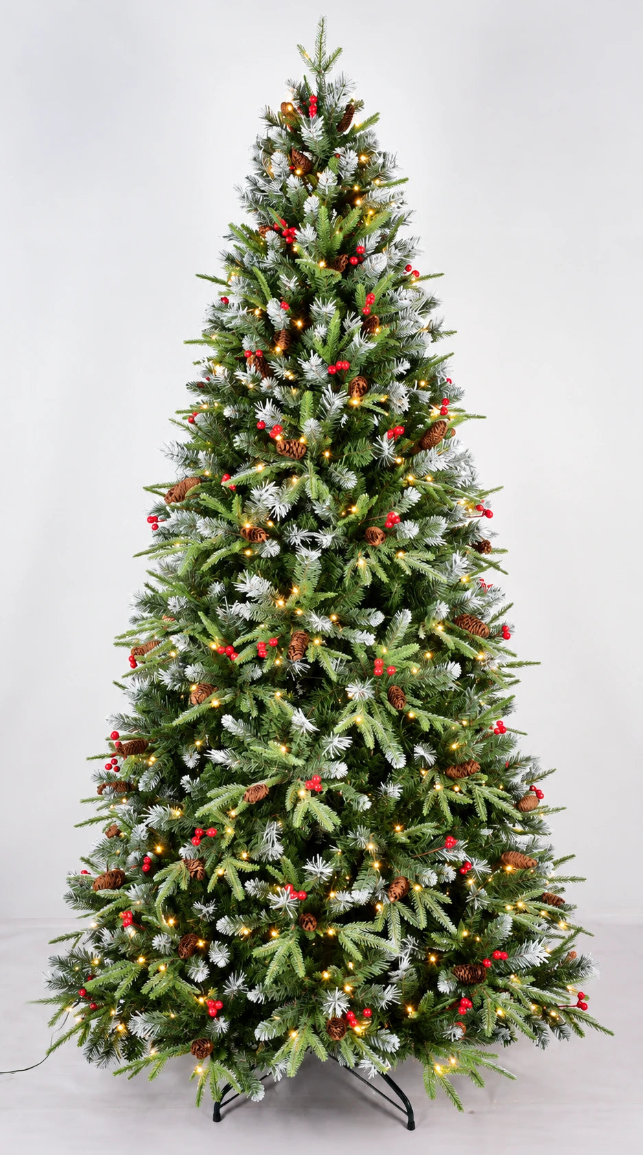 5 ft Warm White LED Berry & Pinecone Christmas Tree Christmas tree