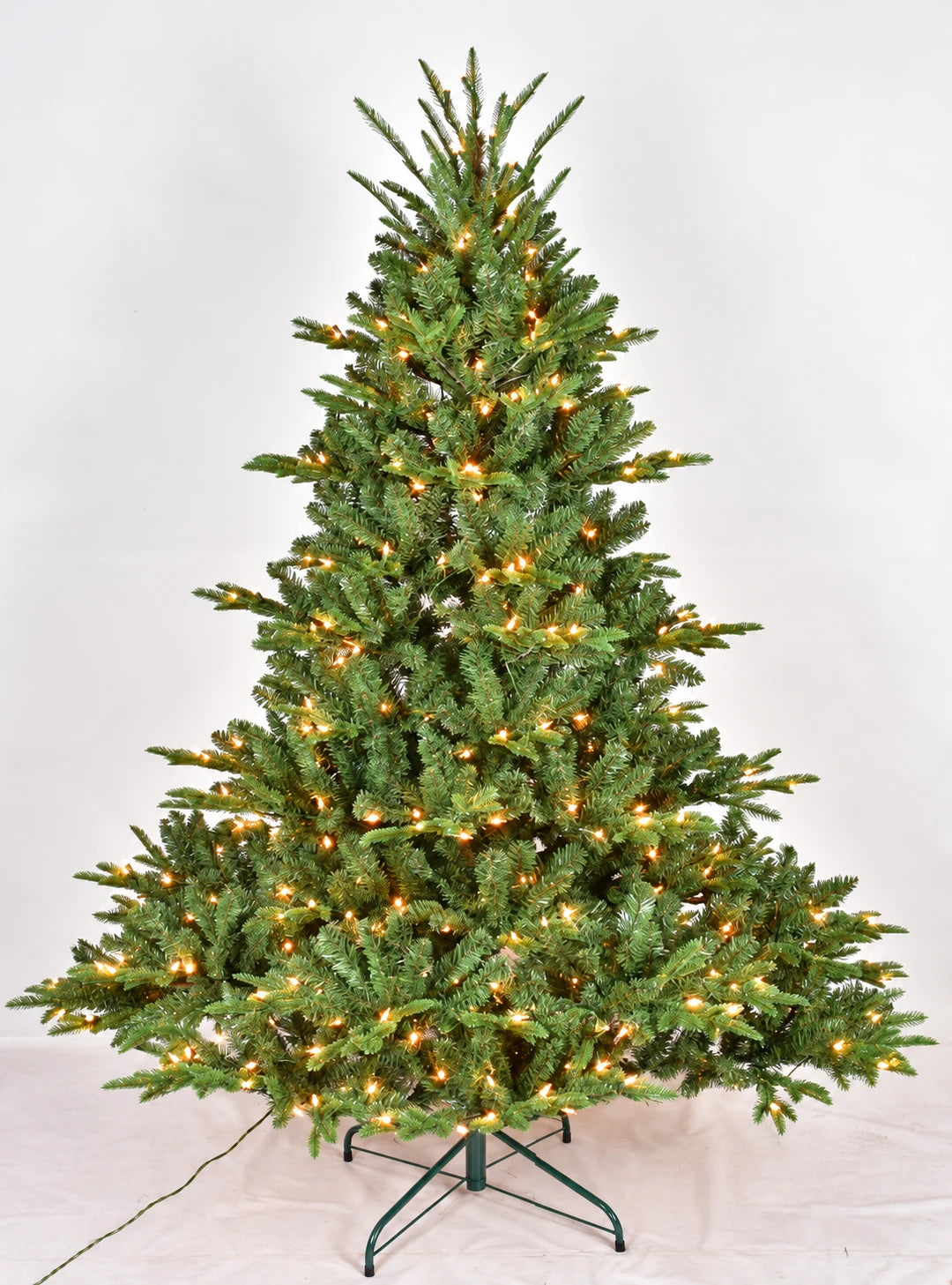4 ft Pre-Lit Mixed-Foliage Christmas Tree Christmas tree